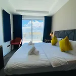 게스트하우스 Cinematique 4*