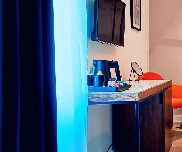 Cinematique Πανσιόν Mosta