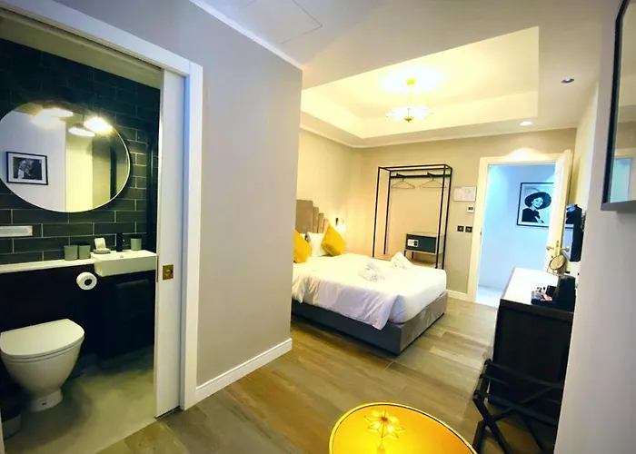 Πανσιόν Cinematique