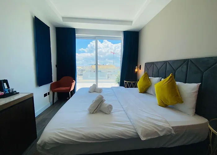 Πανσιόν Cinematique 4*